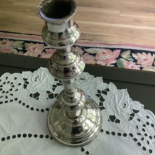 Antiker leuchter in - antiker,