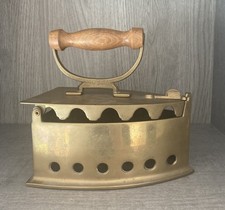 Bügeleisen mit Griff /