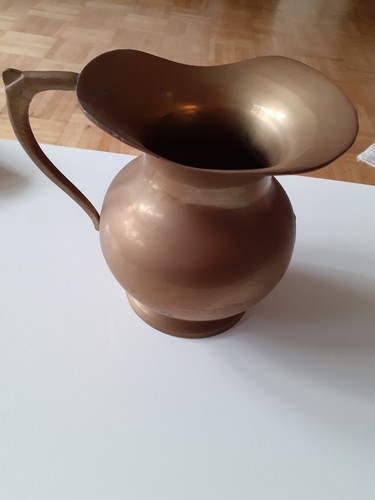 Messing krug aus - krug,