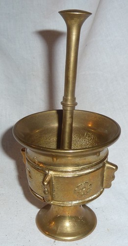 Messing mörser mit stößel - mörser,
