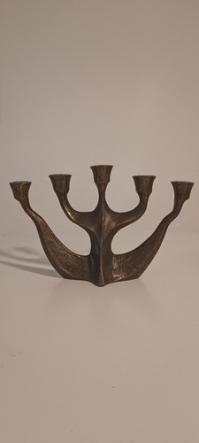Brutalist 5 armiger - brutalist, bronze